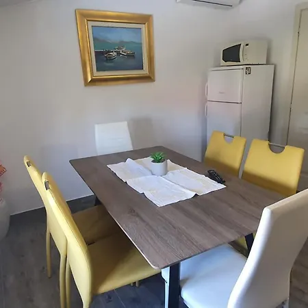 Paliska Located In The Countryside Near Porec Guest house Jasenovica (Istria)